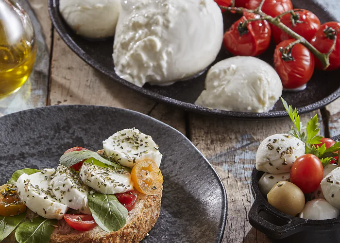 Mozzarellas frescas e Burrata: os queijos mais procurados do verão